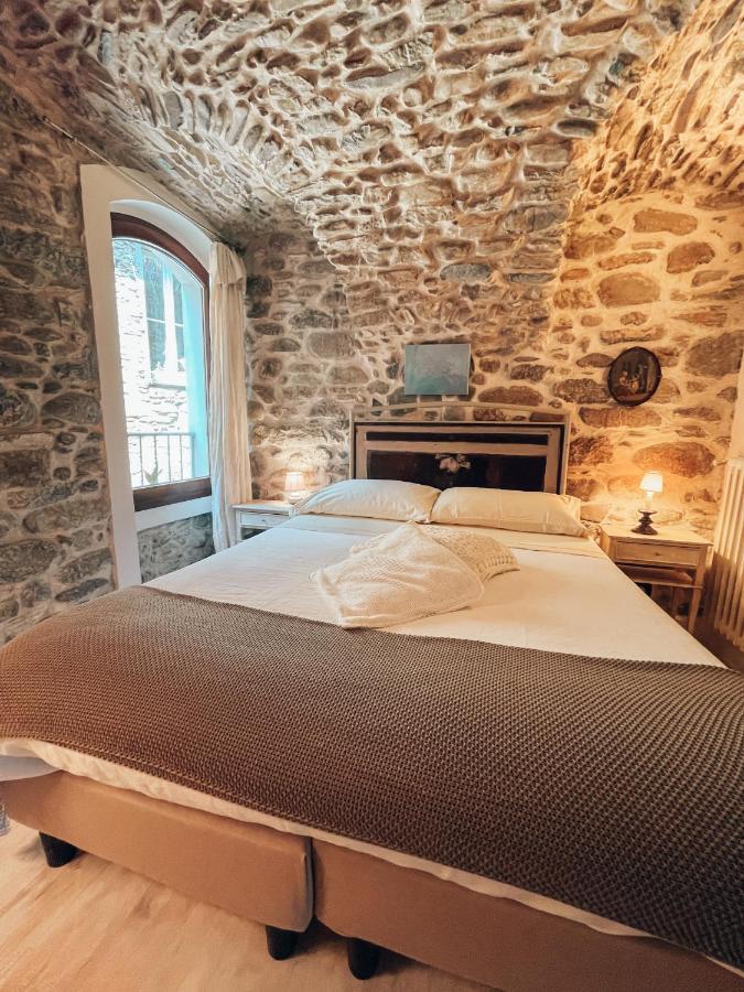 Bed and Breakfast Talking Stones Дольчеаккуа Экстерьер фото